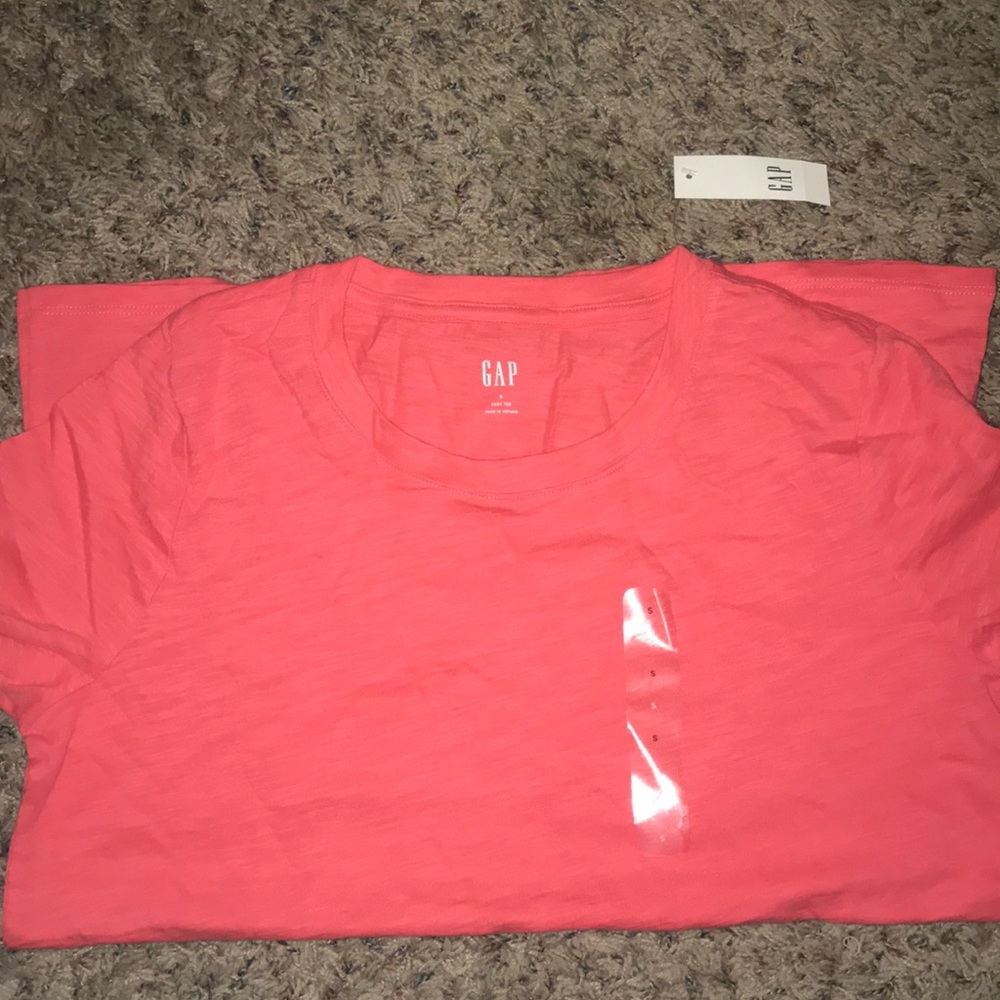 Pink Short Sleeved Gap T-new with tags